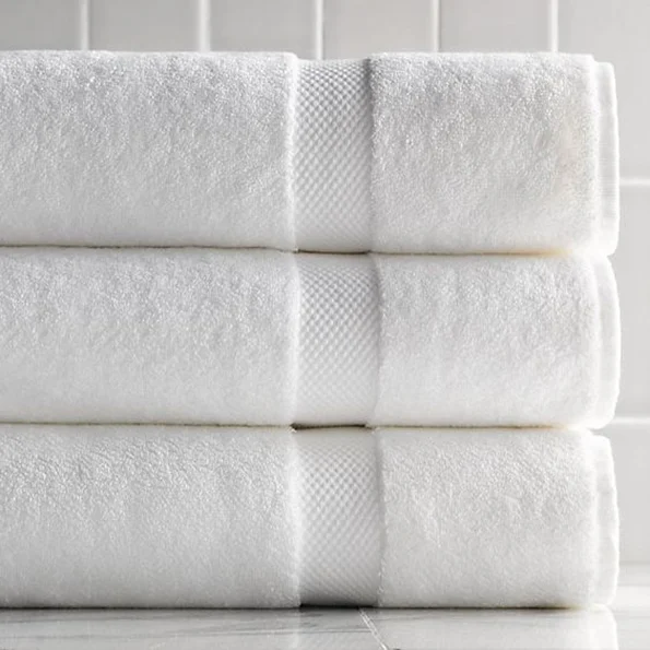 TOALLA BAÑO 70X140 — BLANCO